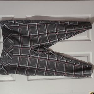 Pixie ankle pants size 2x from Torrid